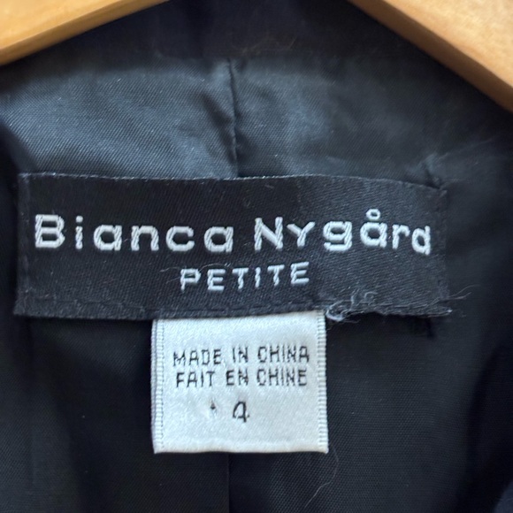 BIANCA NYGARD Embroidered Beaded, Gem Detail Cotton Women's Blazer - Picture 9 of 11